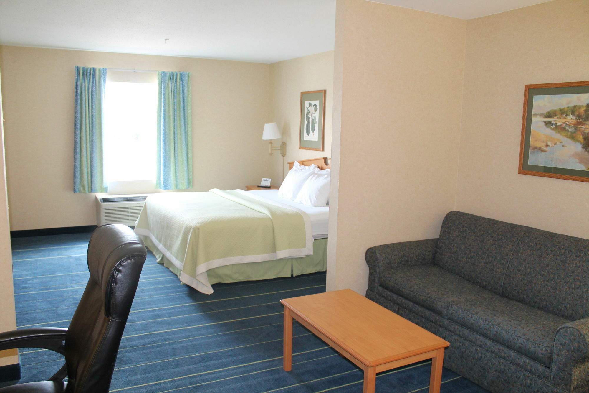 Days Inn & Suites By Wyndham Bridgeport - Clarksburg Luaran gambar